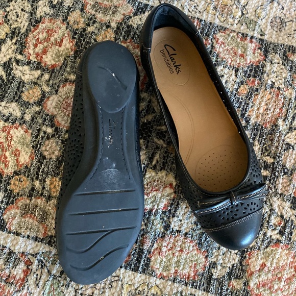 Clarks Women's Bendable Black Poem Journal Ballet Flats Size 9 - Picture 4 of 6